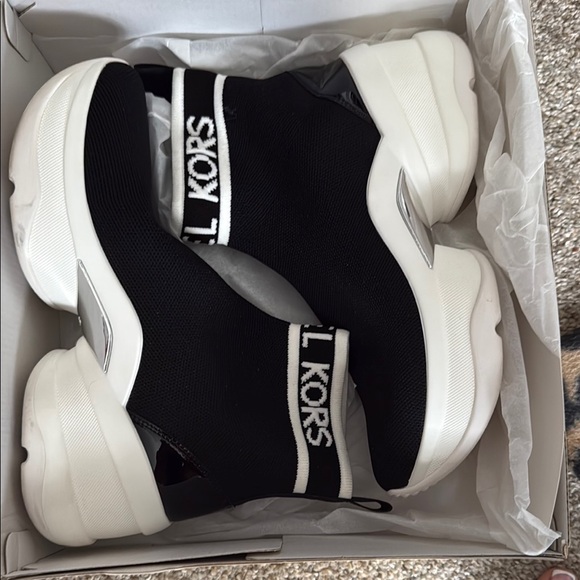 Michael Kors Black and White Sock Sneakers Cute and Comfortable - Picture 1 of 6